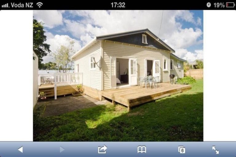 Photo of property in 1/16 Miro Street, New Lynn, Auckland, 0600