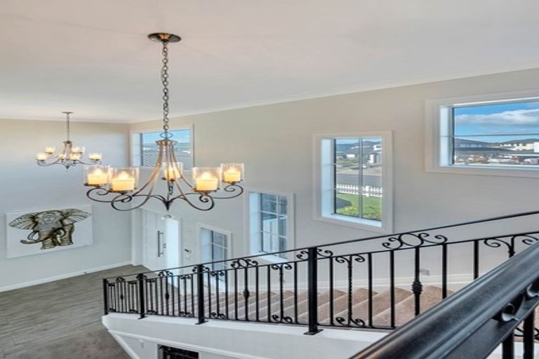 Photo of property in 13 Milano Boulevard, Karaka, Papakura, 2113