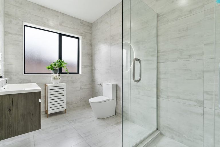 Photo of property in 14 Earlywood Road, Takanini, 2110