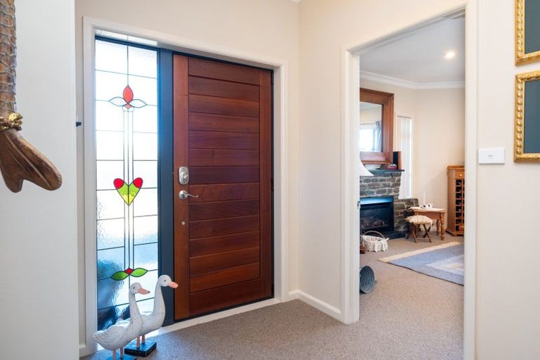 Photo of property in 14 Meissner Road, Havelock North, 4130