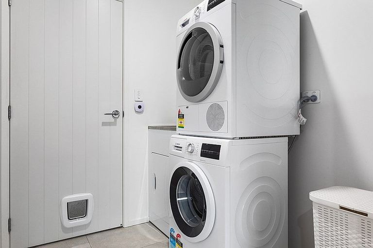 Photo of property in 1 Karearea Drive, Coastlands, Whakatane, 3120