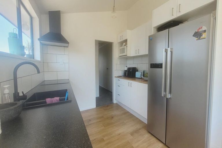 Photo of property in 10 Sombrero View, Ascot Park, Porirua, 5024