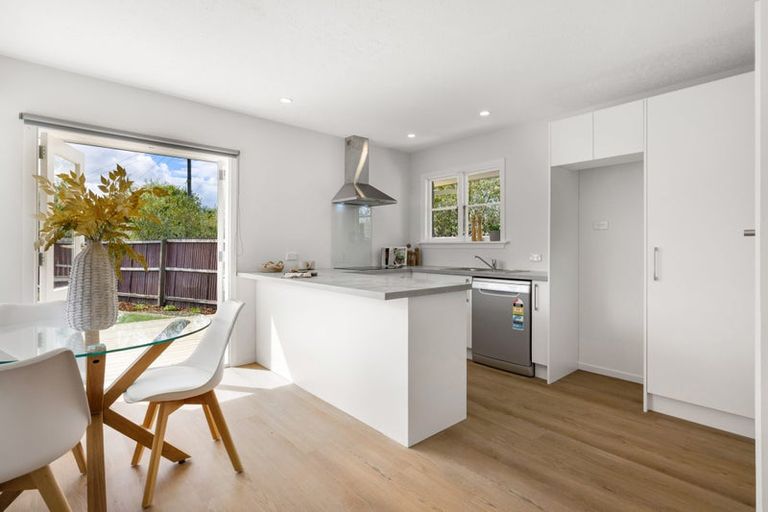 Photo of property in 15 Vancouver Crescent, Wainoni, Christchurch, 8061