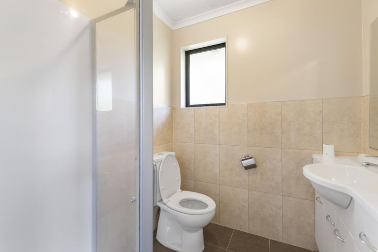 Photo of property in 45e Brandon Road, Glen Eden, Auckland, 0602