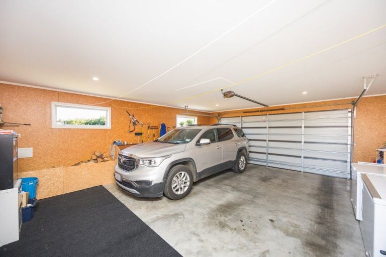 Photo of property in 60 Beechwood Road, Feilding, 4779