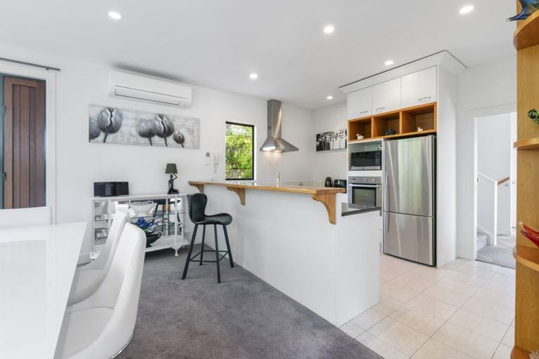 Photo of property in 2/2 The Esplanade, Campbells Bay, Auckland, 0630