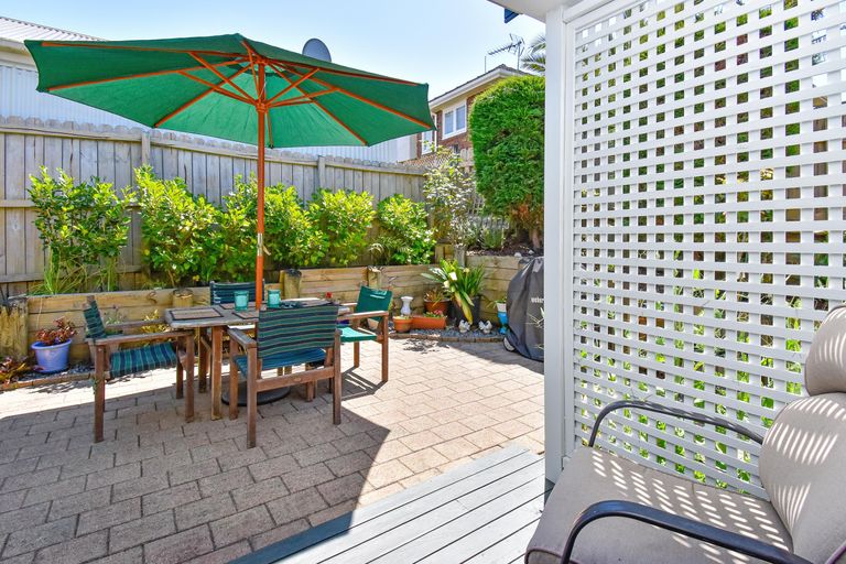 Photo of property in 20b Howe Street, Howick, Auckland, 2014