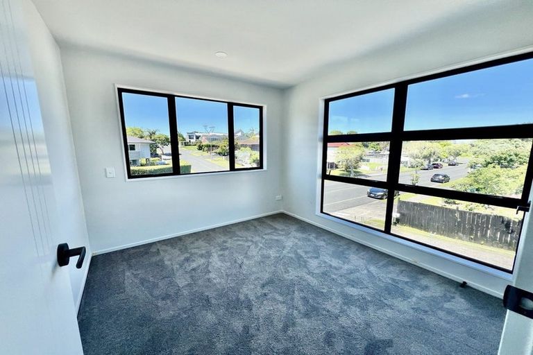 Photo of property in 20a Clovelly Road, Bucklands Beach, Auckland, 2012