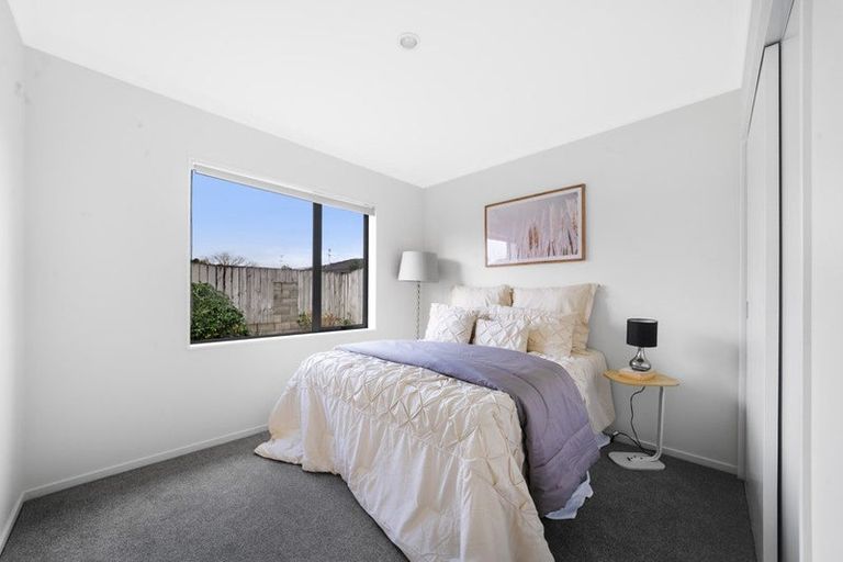 Photo of property in 1/46 Park Estate Road, Rosehill, Papakura, 2113