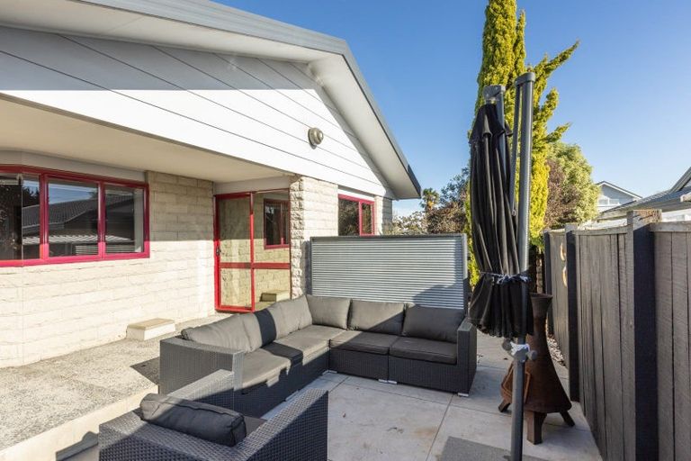 Photo of property in 14 Legorne Lane, Havelock North, 4130