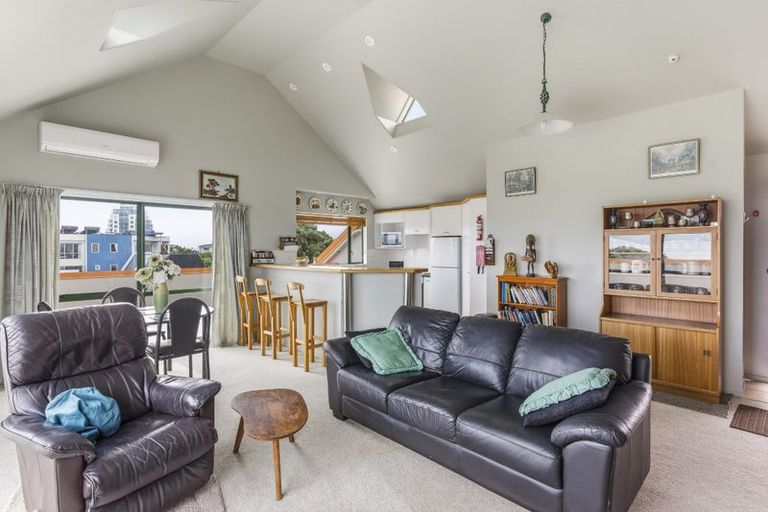 Photo of property in 3b/25 Maclean Street, Paraparaumu Beach, Paraparaumu, 5032