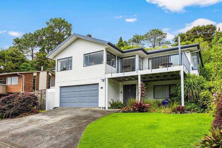 Photo of property in 37 Cochrane Avenue, Arkles Bay, Whangaparaoa, 0932