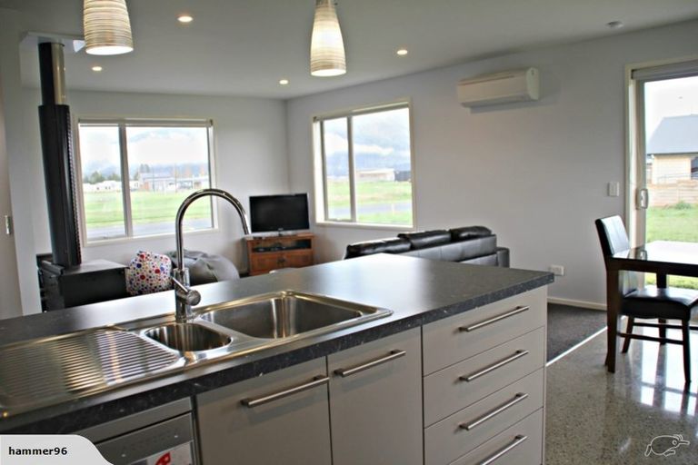 Photo of property in 8 Asher Avenue, Te Anau, 9600