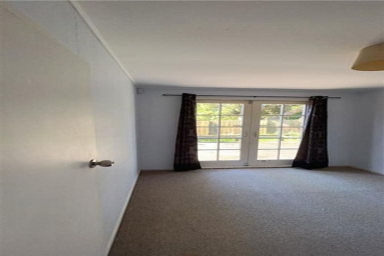 Photo of property in 4/15 Glengarry Road, Glen Eden, Auckland, 0602