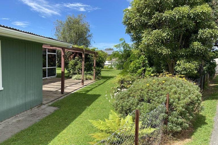 Photo of property in 1 Hinton Road, Taradale, Napier, 4112