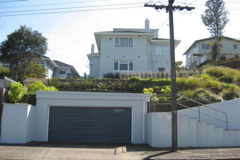 Photo of property in 24 Downe Street, New Plymouth, 4310