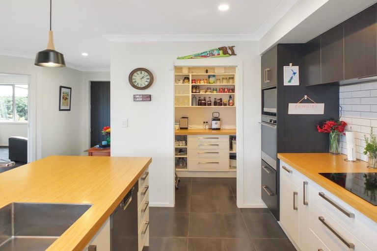 Photo of property in 10 Godwit Court, Foxton Beach, Foxton, 4815