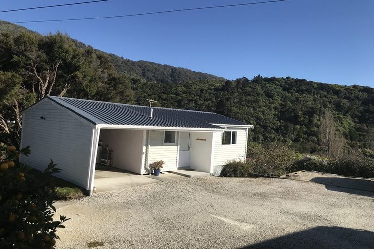 Photo of property in 10 Dorset Street, Picton, 7220