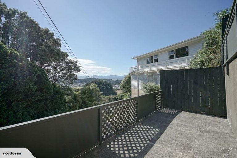 Photo of property in 81 Balfour Street, Mornington, Wellington, 6021