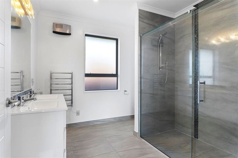 Photo of property in 30 Sutherland Drive, Kaiapoi, 7630