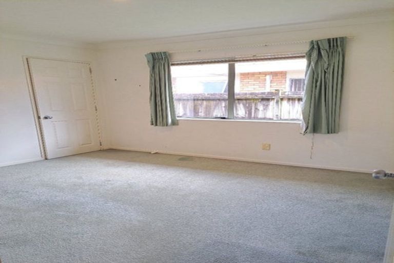 Photo of property in 6 Longford Park Drive, Takanini, 2112