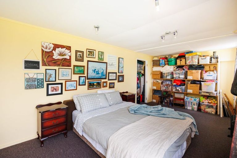 Photo of property in 8 Karaka Street, Hokowhitu, Palmerston North, 4410