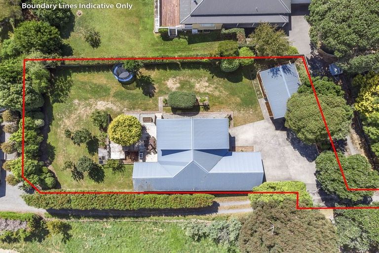 Photo of property in 46 Huia Street, Waikanae, 5036
