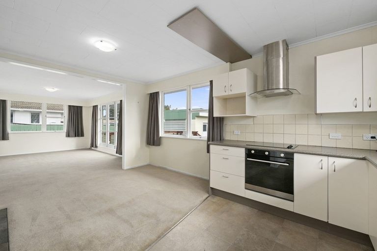 Photo of property in 1087 Fergusson Drive, Clouston Park, Upper Hutt, 5018