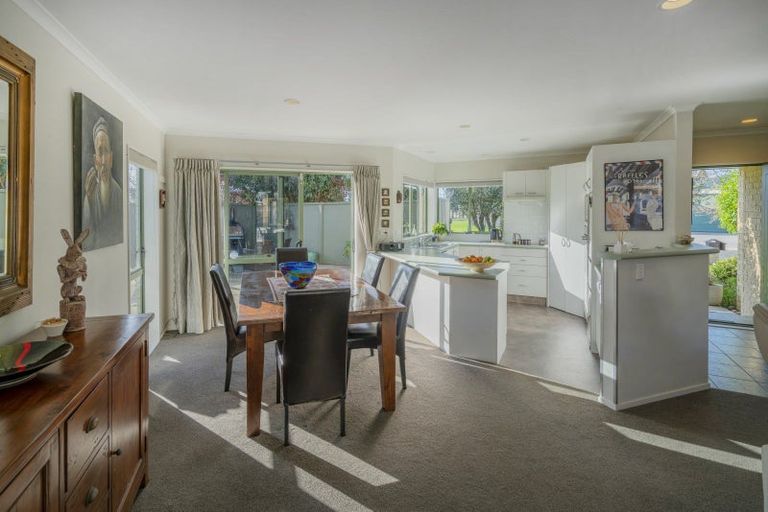 Photo of property in 4 Mayfair Close, Whitianga, 3510