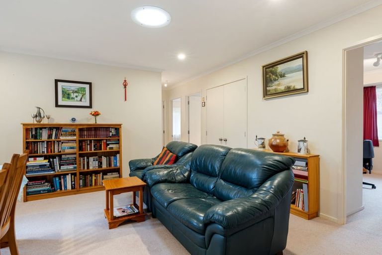 Photo of property in 29 Saint James Drive, Huntington, Hamilton, 3210