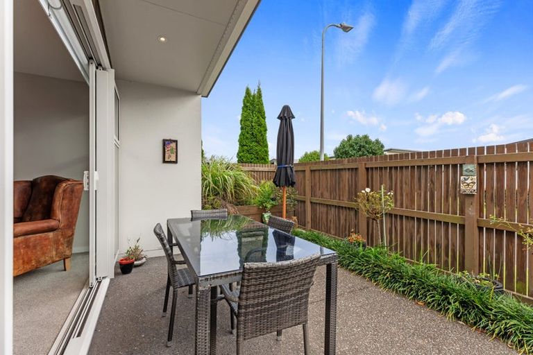 Photo of property in 90 Saint Pauls Drive, Brookfield, Tauranga, 3110