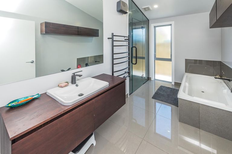 Photo of property in 3 Kamahi Street, Castlecliff, Whanganui, 4501