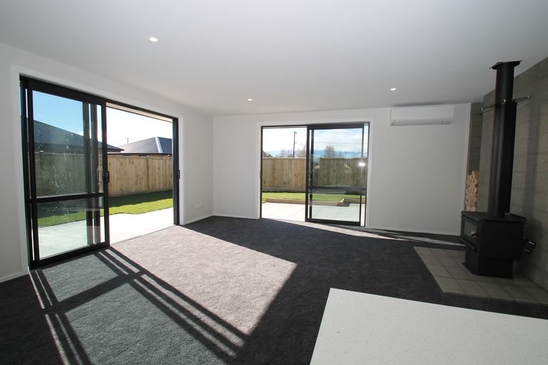 Photo of property in 10 Dundee Road, Mosgiel, 9024