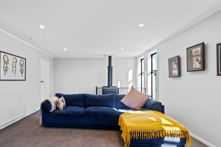 Photo of property in 1 Hamilton Avenue, Winton, 9720