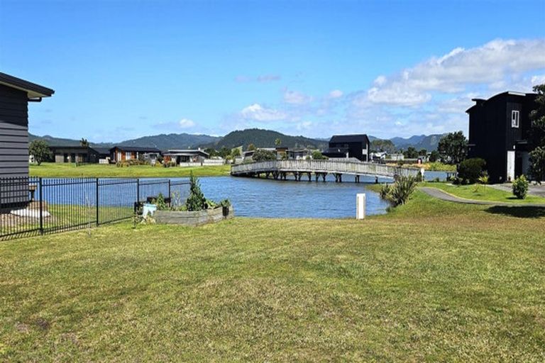 Photo of property in 102 The Fairway, Matarangi, Whitianga, 3592
