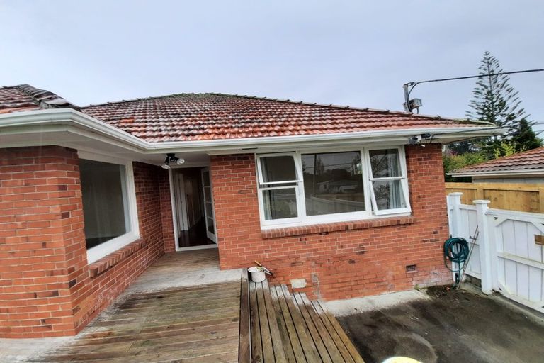 Photo of property in 1/63 Parker Avenue, New Lynn, Auckland, 0600