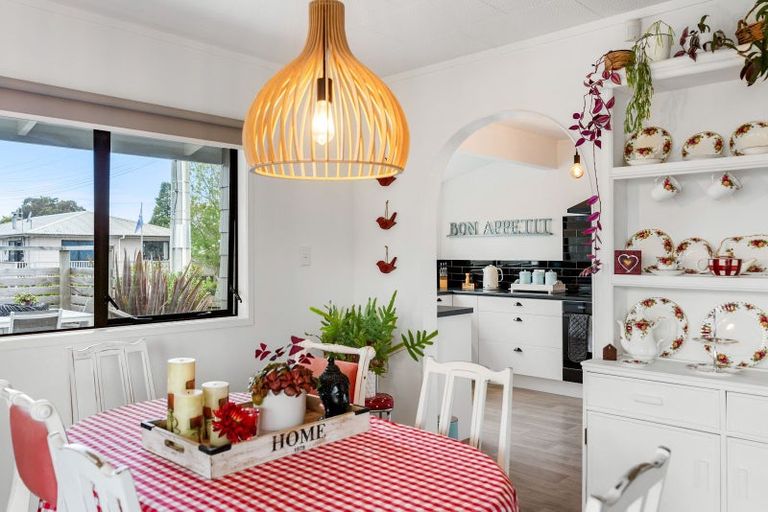 Photo of property in 401 Otahu Road, Whangamata, 3620