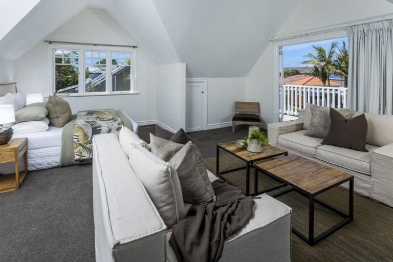 Photo of property in 1 Ascot Avenue, Narrow Neck, Auckland, 0624