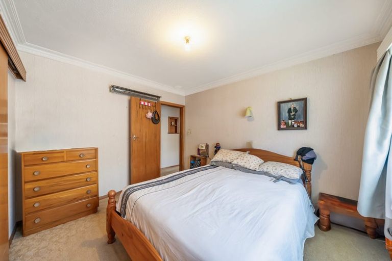 Photo of property in 5 Seddon Street, Wallaceville, Upper Hutt, 5018
