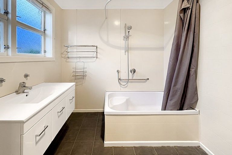 Photo of property in 1/18 Campbell Street, Whanganui, 4500