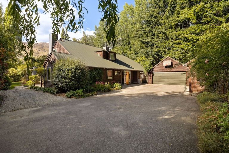 Photo of property in 364 Malaghans Road, Dalefield, Queenstown, 9371