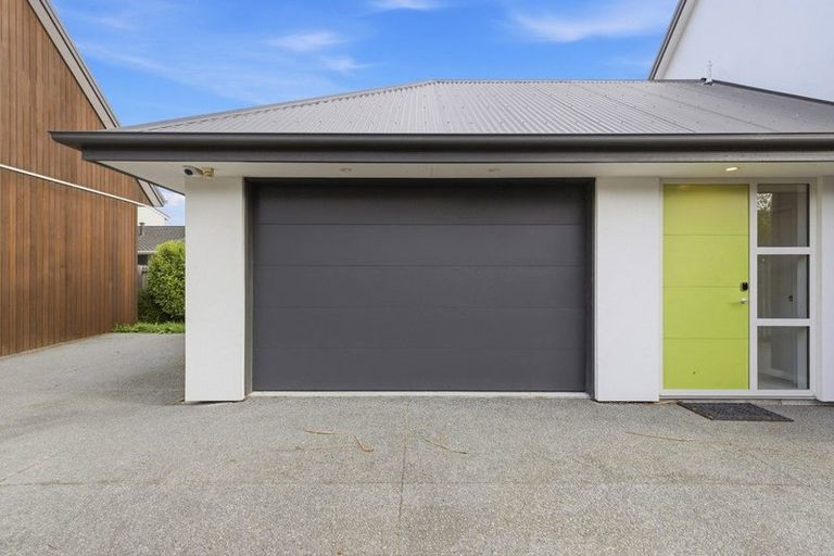 Photo of property in 132 Edgeware Road, St Albans, Christchurch, 8014