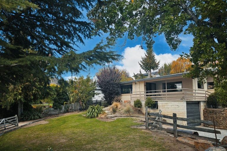 Photo of property in 7 Old Bridge Road, Bridge Hill, Alexandra, 9320