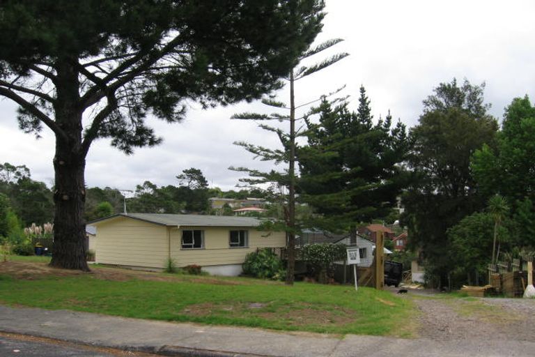 Photo of property in 2/51 Flaxdale Street, Birkdale, Auckland, 0626