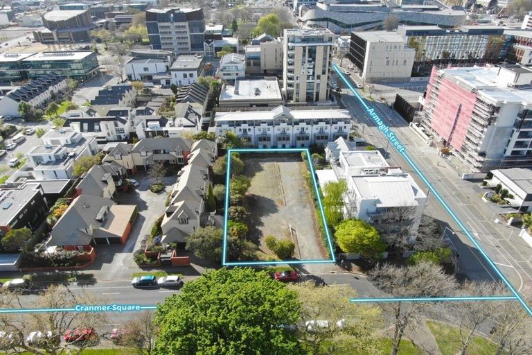 Photo of property in 6 Cranmer Square, Christchurch Central, Christchurch, 8013