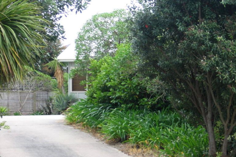 Photo of property in 12 Sea Crest Place, Bowentown, Waihi Beach, 3177