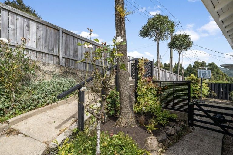 Photo of property in 15 Northview Crescent, Belleknowes, Dunedin, 9011