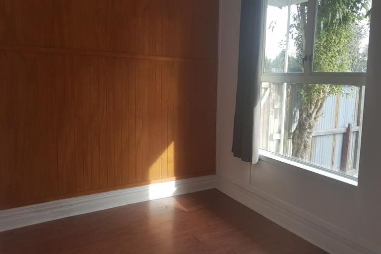 Photo of property in 98 Nursery Road, Phillipstown, Christchurch, 8011