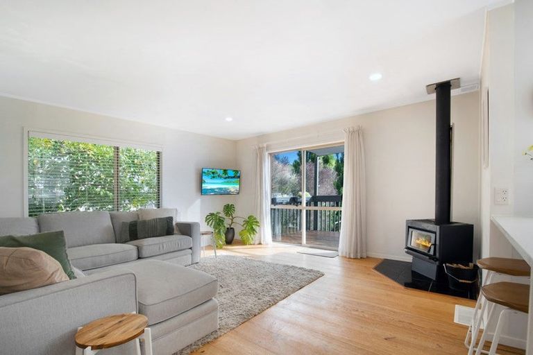 Photo of property in 27 Bethells Road, Waitakere, Auckland, 0816