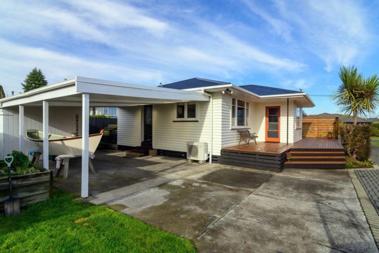 Photo of property in 16 Basley Road, Owhata, Rotorua, 3010